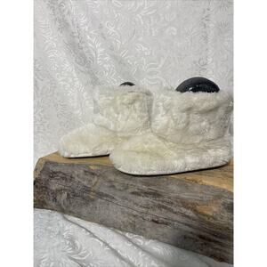 CUDDL DUDS Faux‎ Fur Chill Chasers House Slippers Women's M 7-8 White